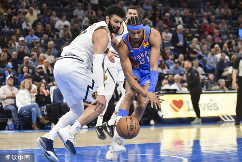 对球迷以及 对球迷以及