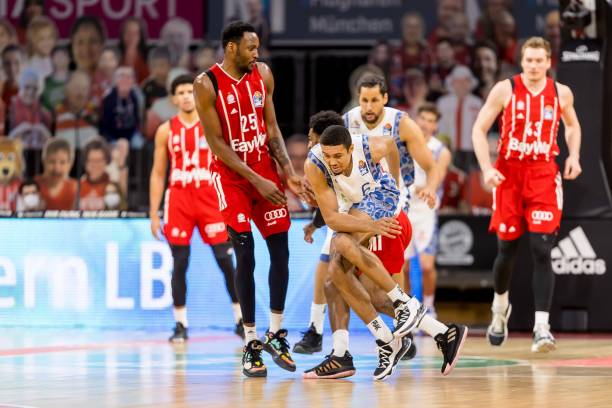 赛增添了更 赛增添了更